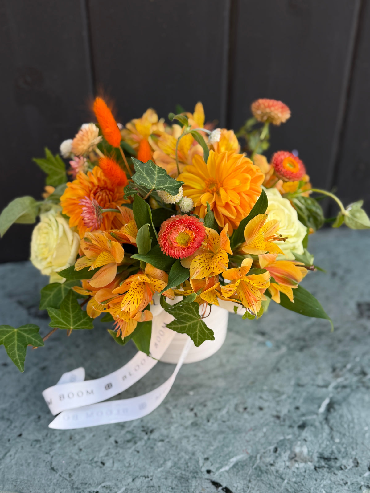 Fall Kiss - Vase included