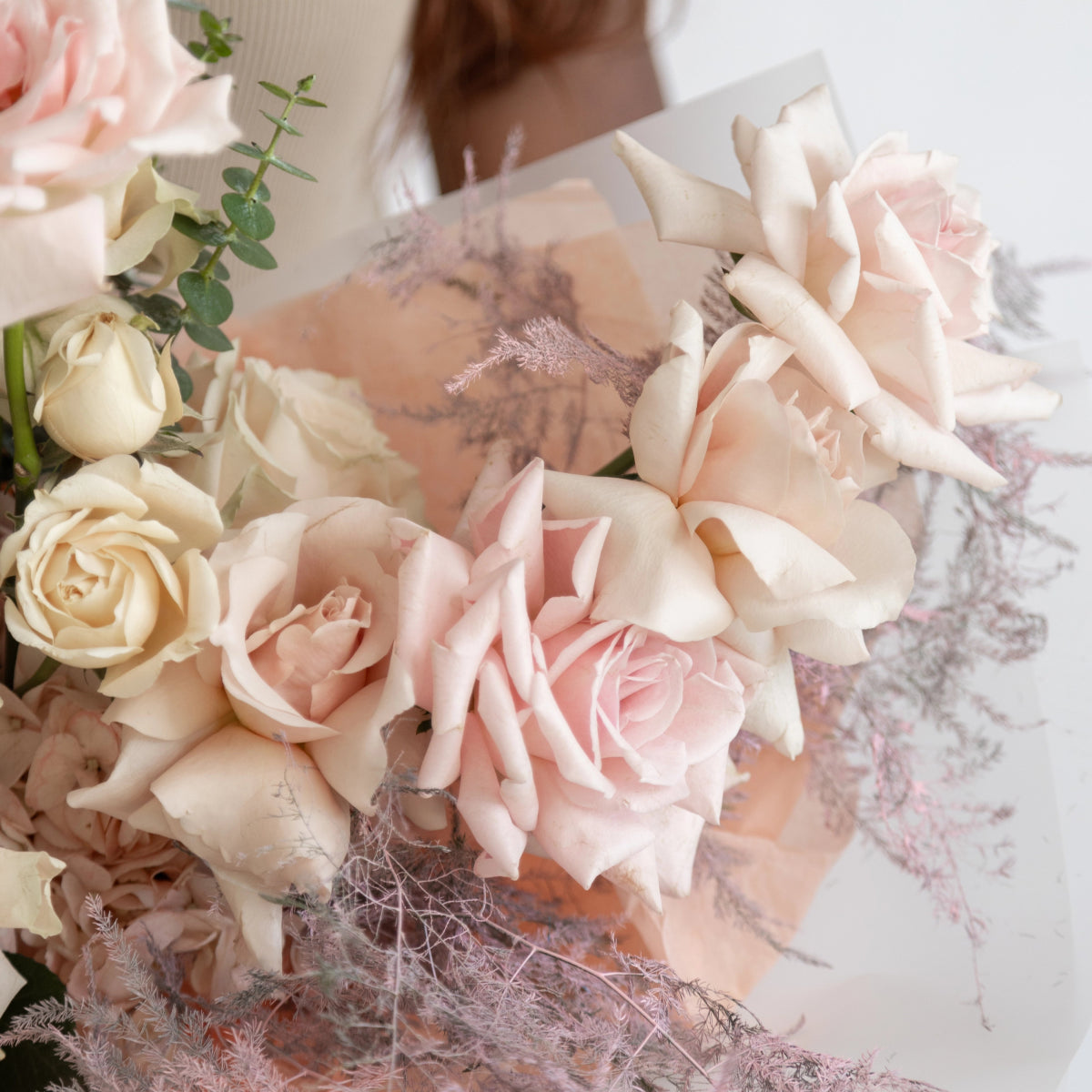 Bouquet Sweet Escimo Simple with roses and hydrangea