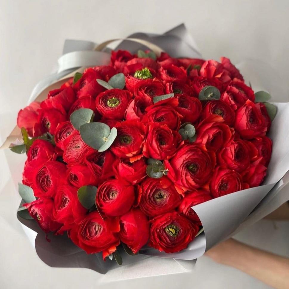 Bouquet of 51 red ranunculus