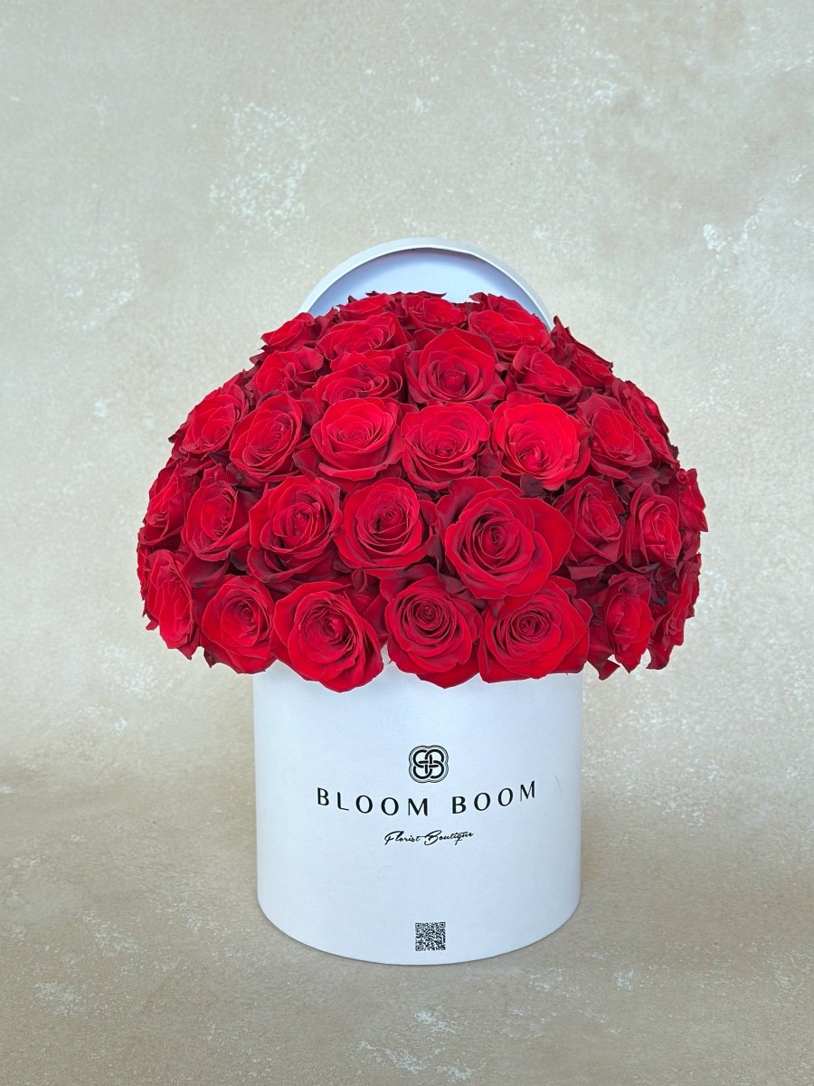 romantic bouquet with red roses