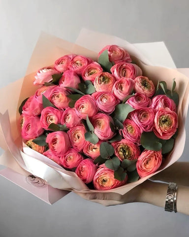 mono bouquet of pink ranunculus