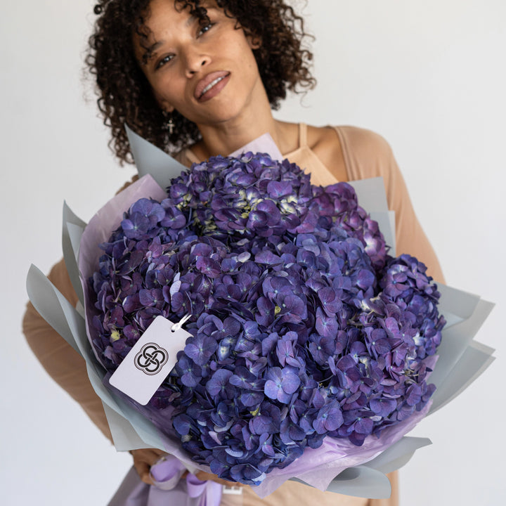 Bouquet with 10 / 15 / 20 lilac hydrangea flowers