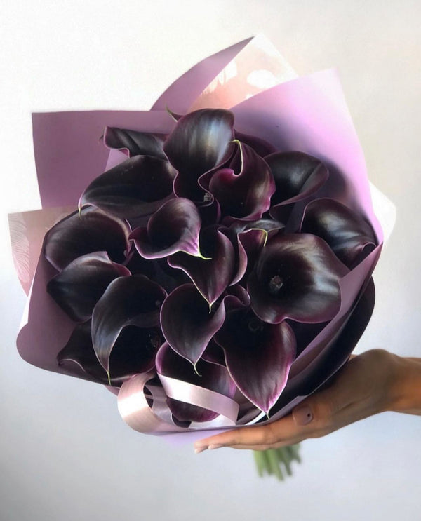 Bouquet with black calla flowers