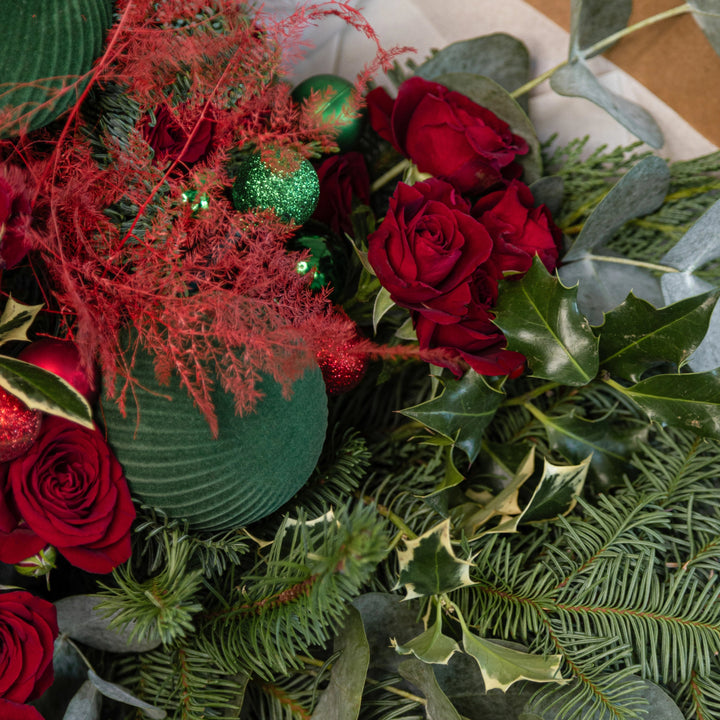 Bouquet "Christmas Magic" with roses