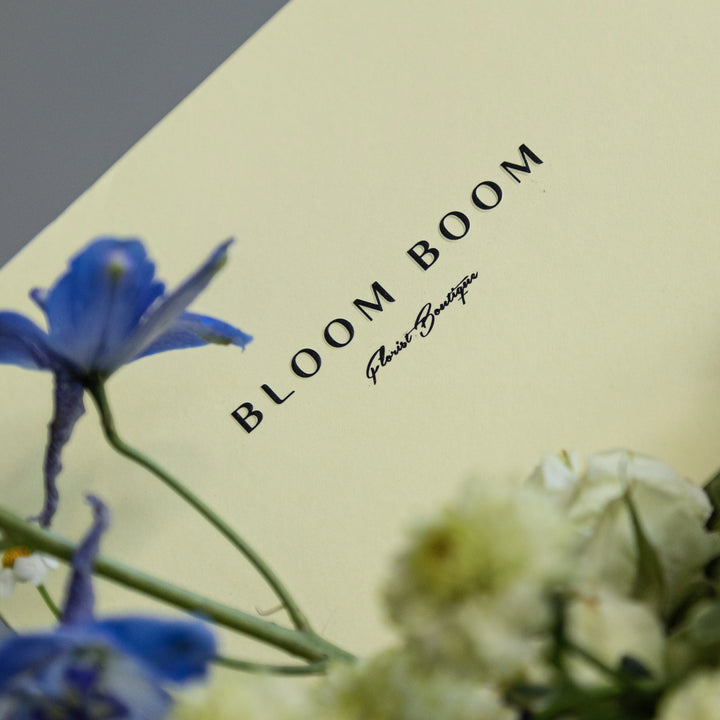 Bouquet "Blue Summer vibe" vibe with spray rose and lemonade rose