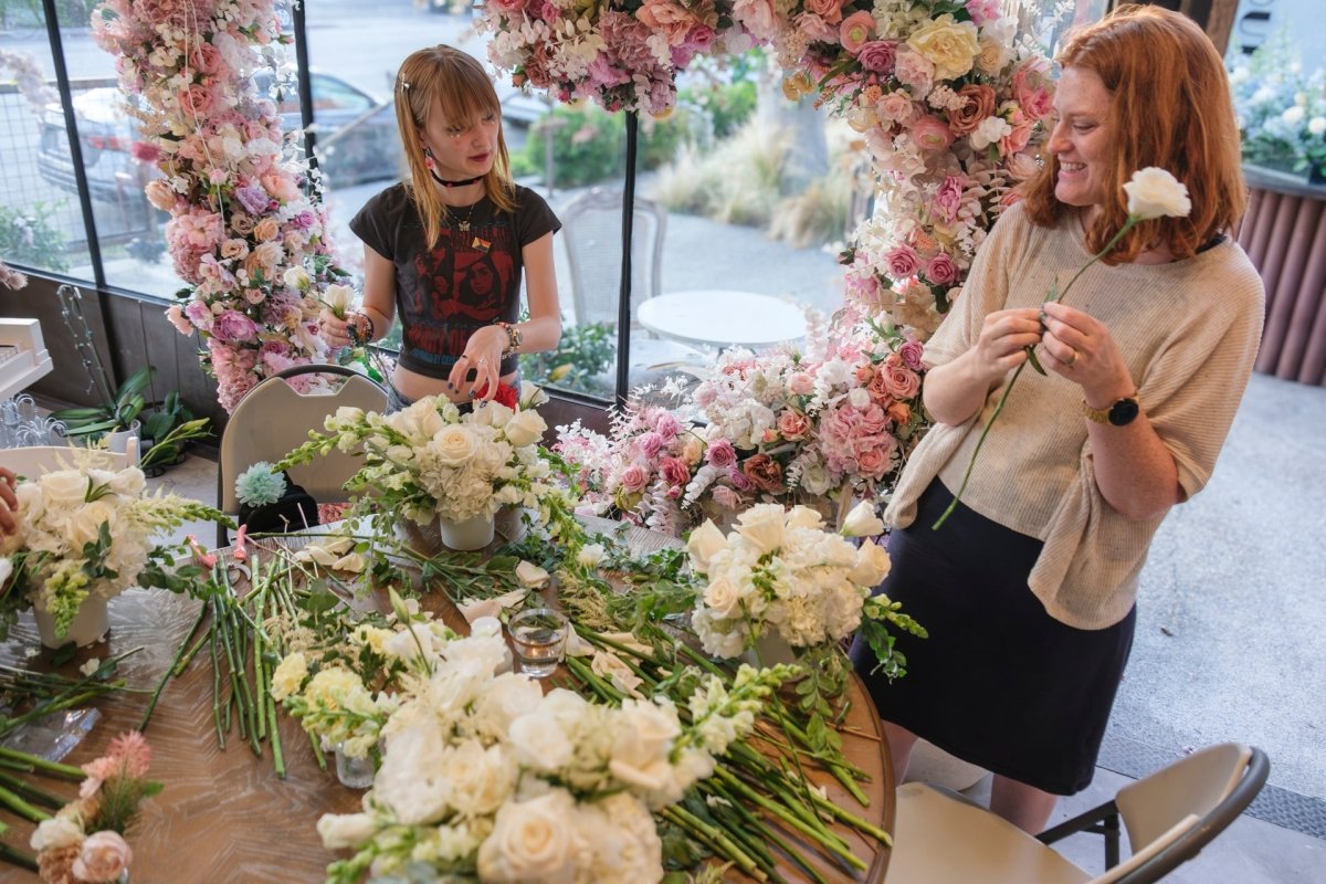 Neutral Centerpiece Floral Design Workshop — September 24