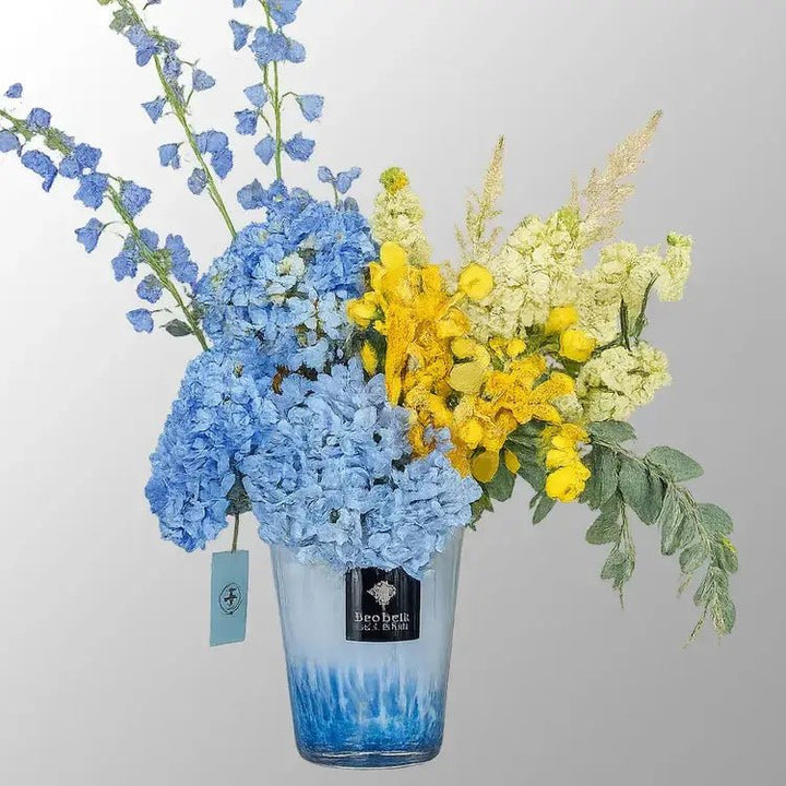 Color blocking floral arrangement with seasonal blooms at Bloom Boom August workshop